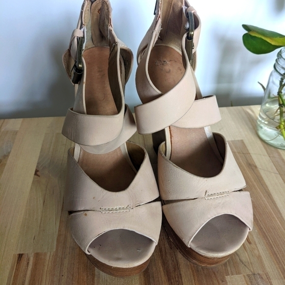 aldo Nude Leather Platform Sandals Wood Wedge Heel 7.5 - Picture 2 of 11